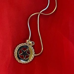 Lone Star Pendant and Chain ❤️